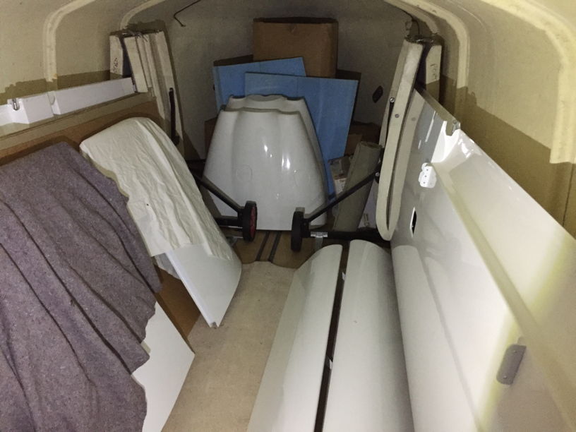 tailplanes stored in trailer