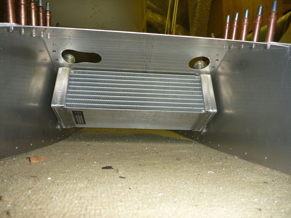 cooling duct with radiator fitted