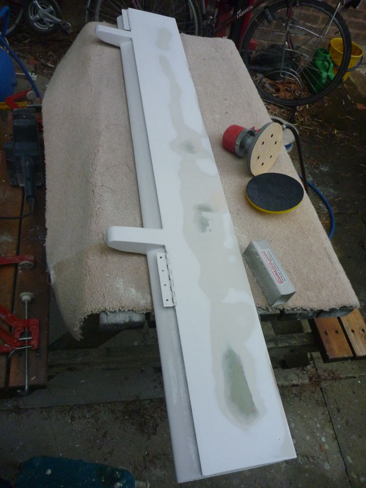 sanding pant & filler off starboard aileron