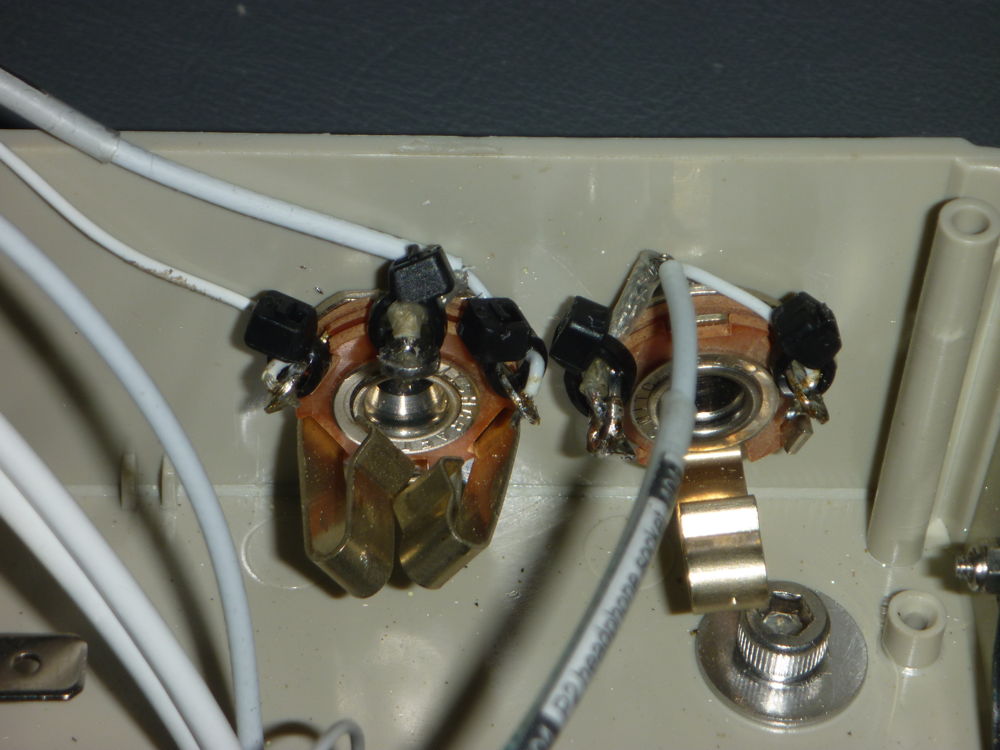 headset socket box wiring