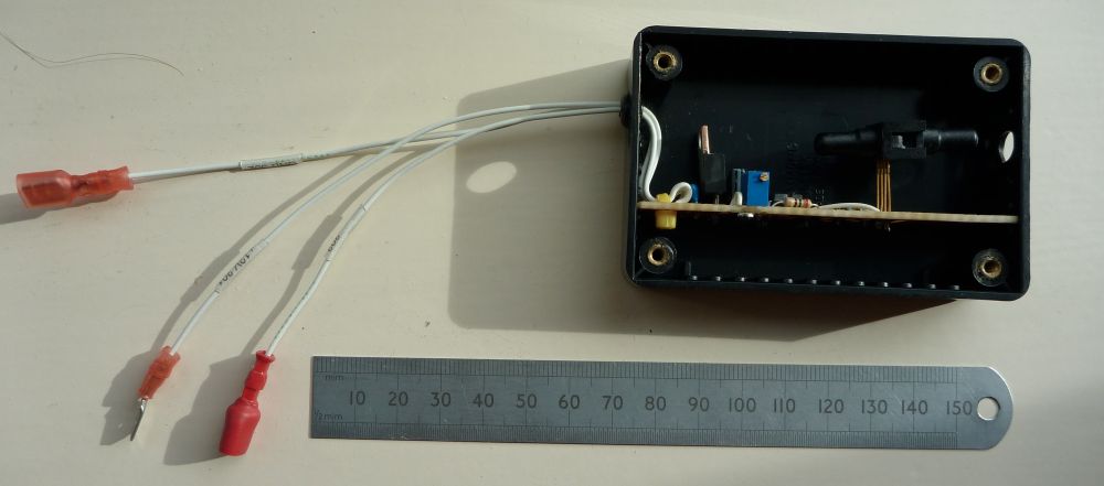 Fuel sensor amplifier