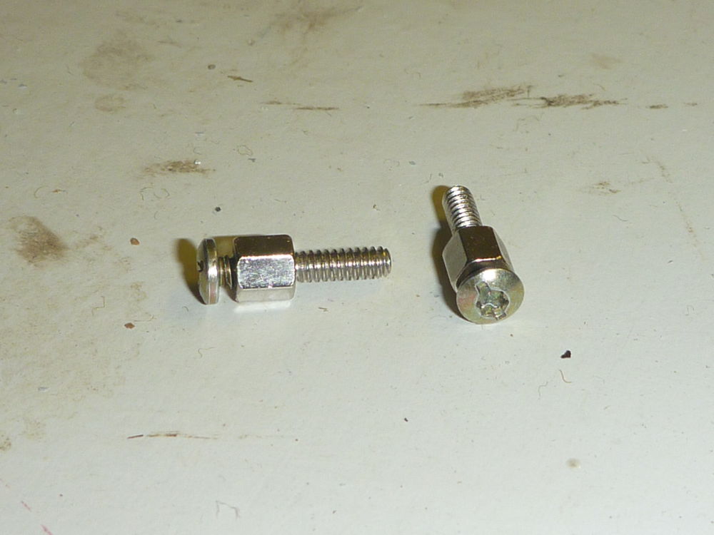 modified connector jackscrews
