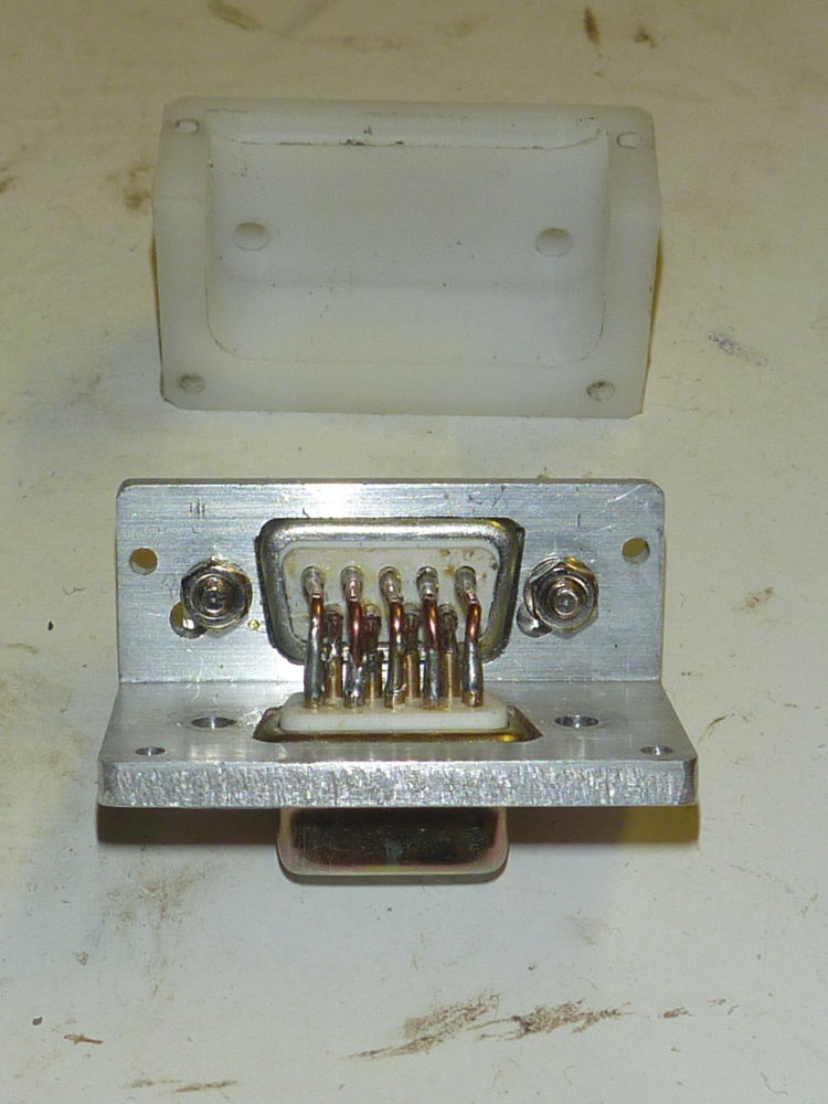 right-angle connector and cover